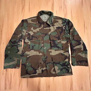 Selma Apparel Corp Woodland Camo BDU Military US Combat Jacket Shirt MED Reg